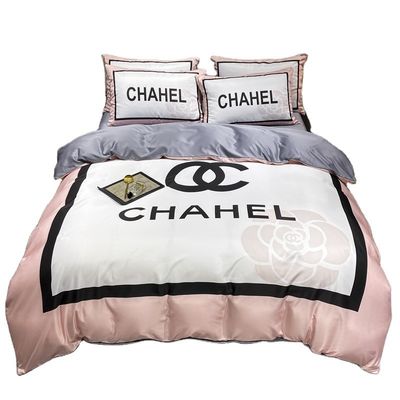 Luxe Retreat Vier stukken beddengoed Set Met All-Season IJssilk Bed Set