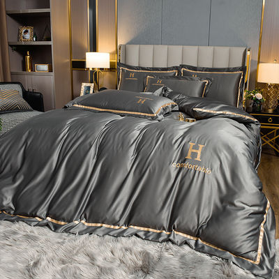Gepersonaliseerd polyester zijde bedden set hoog luxe solide kleur dekbed cover sheet