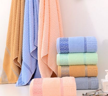 Luxe gezichtshanddoeken geweven met hypoallergeen 100% gekamd katoen en design