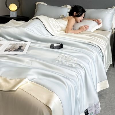 Huwelijk Luxe Gewassen Zijde Dekbed Set Vier stukken en Drie stukken voor een comfortabele slaap