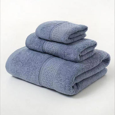 Geschenkverpakking door fabrikanten zacht absorberend en perfect voor puur katoenen handdoeken