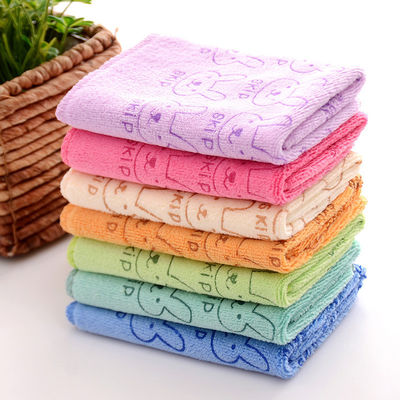 Zwakke huidvriendelijke handdoek met geprinte handdoeken van cartoonmicrofiber voor de kleuterschool