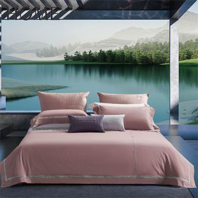 Luchtdoorlaatbare Europese stijl 100% katoen jacquard 300TC 4pcs beddengoed sets Geen vulling