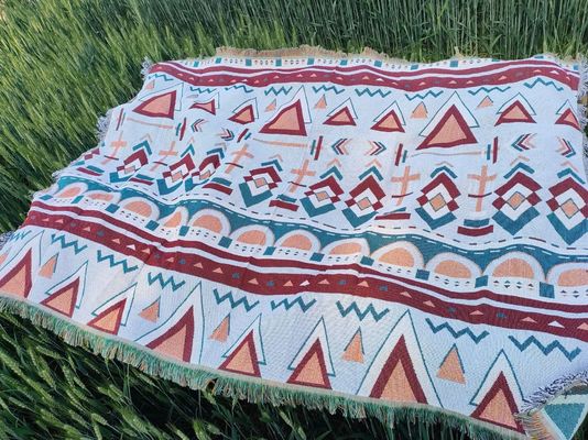 Verbeter je picknick spel met onze zachte en gezellige American Style Boho Throw Blanket Set