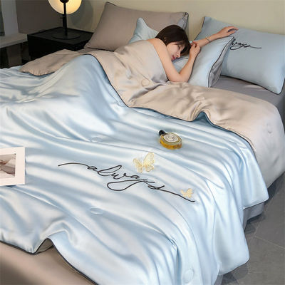 Silky Tencel Summer Quilt Set 4 ijzige zijde dunne dekens voor wasmachine 60 Stoffen Aantal