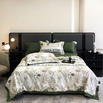 European Skin-Friendly Printing Summer Quilt Set van vier in Smooth Ice Silk Gift Quilt
