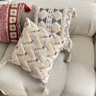 Gepersonaliseerde grootte Tufted Linnen Bedrukte kussenschijf voor sofa Decoratief in etnische stijl