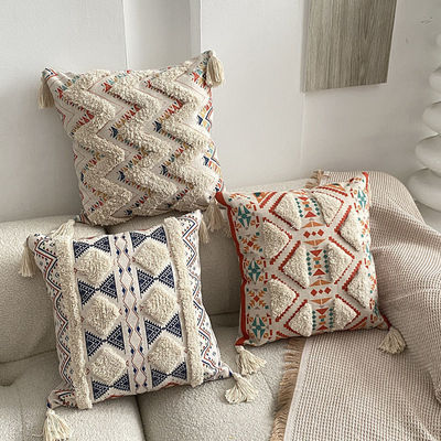 Gepersonaliseerde grootte Tufted Linnen Bedrukte kussenschijf voor sofa Decoratief in etnische stijl