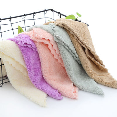 Droogdichtheid Koralenvoet Kleine vierkant handdoek 25*25 Handdoek met Dobby-grenspatroon
