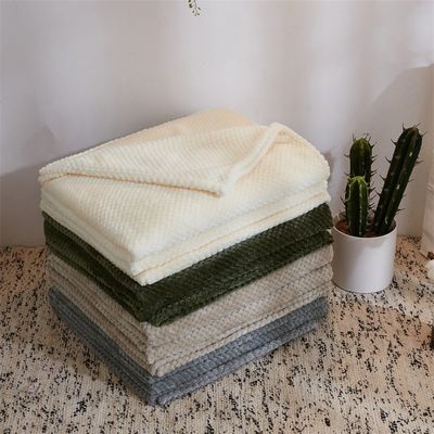 All-Season Custom Solid Square Flannel Blanket 300GSM Coral Fleece Sofa Gooien Blanket