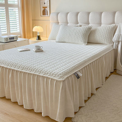 Eenpersoonsbed Koralen fluweel beddek met kantenvulling Antistatisch katoenen flanel-bedrok