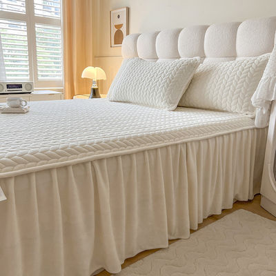 Eenpersoonsbed Koralen fluweel beddek met kantenvulling Antistatisch katoenen flanel-bedrok