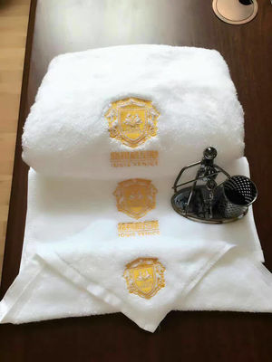 100% katoenen stoffen solide kleur Custom logo baddoek set voor luxe hotel badkamer