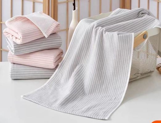 Cotton gecombeerd Cotton zachte stof einde Absorberende handdoek voor wegwerp Aarde Dag Gelegenheid