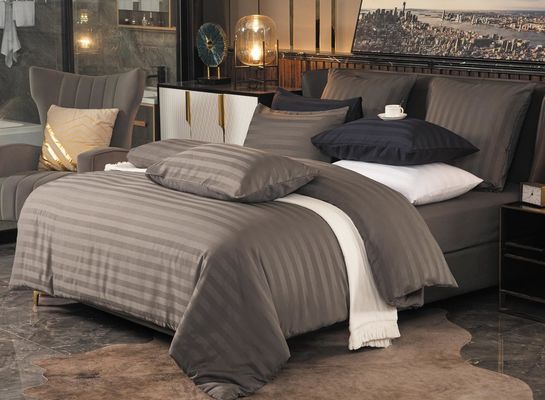 Multifunktioneel 100% polyester satine streeppatroon beddengoed voor thuis of hotel