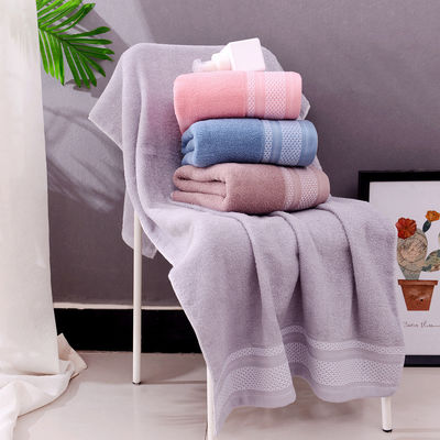 Verdikte schone schoonheidssalon cadeau Voordeel van zachte absorberende katoenen baddoek