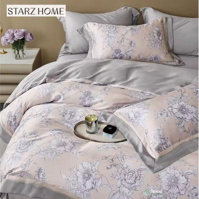 Voeg een vleugje elegantie toe aan je slaapkamer met onze all-season bloemen bedden set