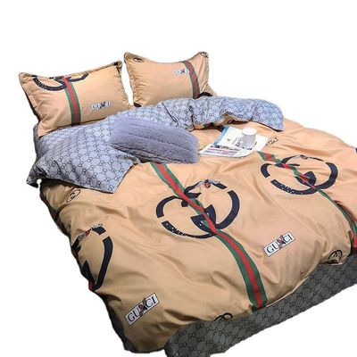 Polyester cartoon eenvoudig 4pcs beddengoed set dekbed dekbed kussenschede trouwbed