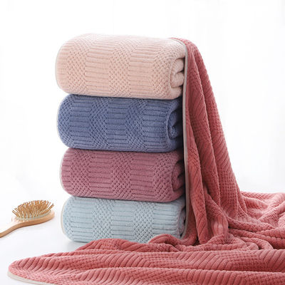 Duurzame baddoek van microfiber voor huishoudens 70*140cm Vinnige droogstranddoek Vaste kleur