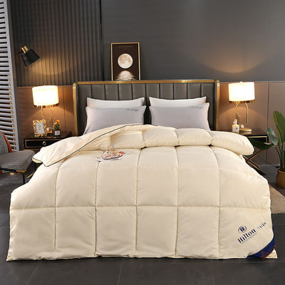 Custom Size Duurzaam Hilton Hotel Textiel Dekbed Bedden met 100% polyester