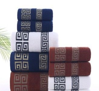 Voordeel milieuvriendelijk en comfortabel 100% katoen grensoverschrijdend baddoek voor hotel