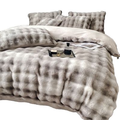 Luxe en warmte met duurzame melk fluweel mink konijn vacht beddengoed set