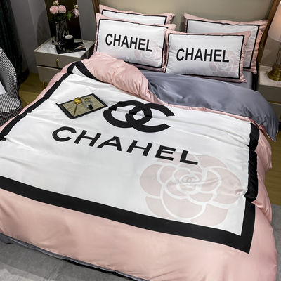 Luxe Retreat Vier stukken beddengoed Set Met All-Season IJssilk Bed Set