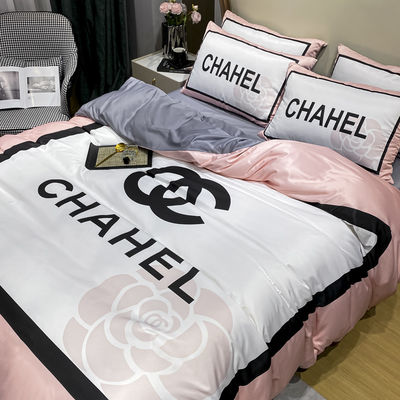 Luxe Retreat Vier stukken beddengoed Set Met All-Season IJssilk Bed Set