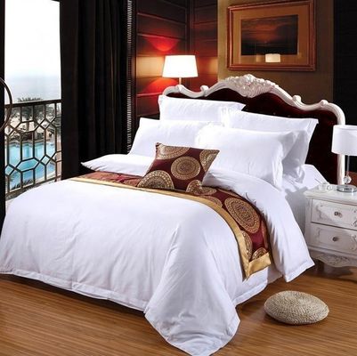 Reactie binnen 24 uur 4pcs Satin Stitch Dekbed Set voor King Size Double Bed