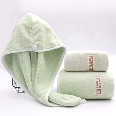 Geborduurde logo koraal fluweel handdoek set zeer absorberend en snel drogen voor alle leeftijden