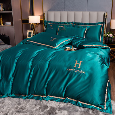 Custom geborduurde polyester zijde bedden Set voor einde Luxe slaapkamer in moderne stijl
