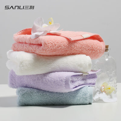 100% katoenen badhanddoek voor alle leeftijden van Sanli Towel.