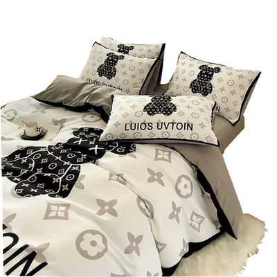 Moderne stijl Cartoon White Bear Head Design beddengoed met 100% polyester materiaal