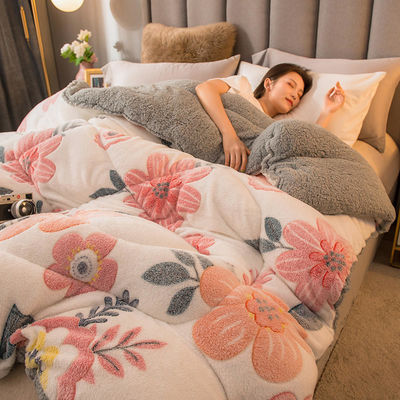 Gepersonaliseerde kleur zachte chemische vezel dekbed voor dikke warme lamsvlies beddengoed set