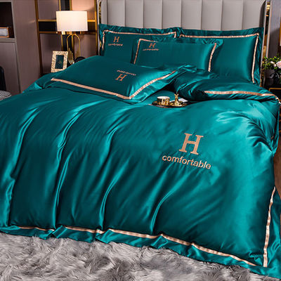 Gepersonaliseerd polyester zijde bedden set hoog luxe solide kleur dekbed cover sheet