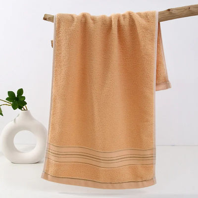 Verdikte geborduurde handdoek 35*75 cm Volwassenen absorberende huishoudelijke handdoek in puur katoen 32