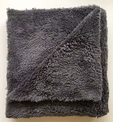 Gepersonaliseerde dikke pluche randeloze microvezel auto reiniging doek voor vliegtuig 16 x 16 Vierkante