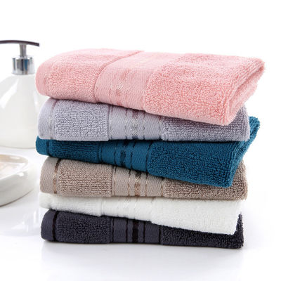 Verbeter je facial spa-ervaring met een 34*34cm solide kleur katoenen handdoek