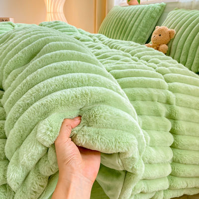 Verbeter je slaapkleding spel met Hot Furry Rabbit Faux Fur Fluffy Plush Duvet Cover Set