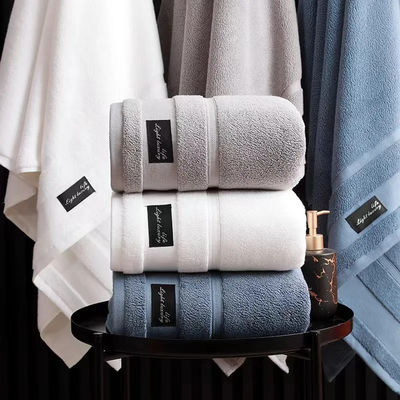 Hotel handdoek set luxe geborduurde dik gestreepte patroon Jacquard baddoek set voor hotel