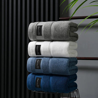 Hotel handdoek set luxe geborduurde dik gestreepte patroon Jacquard baddoek set voor hotel