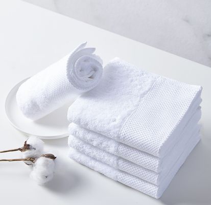 Persoonlijke witte hotel exclusief voor 100% katoen absorberende verdikt baddoek