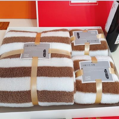 Verdikte warp gebreide pluis Cationic Set 3 in 1 Handdoek voor Designer Badkamer zoals getoond