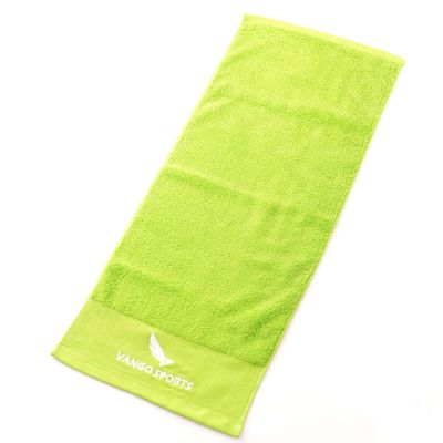 Gepersonaliseerd logo katoenen handdoek absorbeert water efficiënt en laat geen lint achter