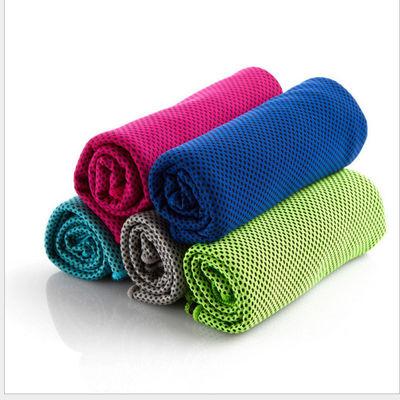 Sportverkoelingshanddoek Custom Logo Snelle droge microfiber handdoek voor Yoga Beach Fitness