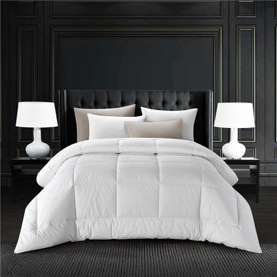 Grote dekbedkern voor hotelbedkleding voor het voorjaar en de herfst