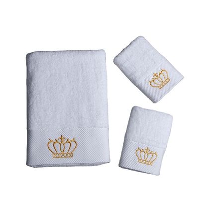 Hotel- en huishoudelijke handdoeken van puur katoen met een speciaal logo in witte kleuren