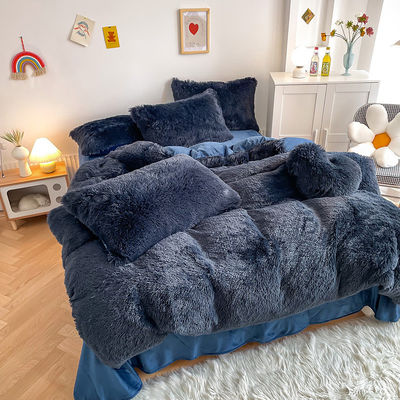 Gewone gekleurde moderne vaste kleur mink fluweel vierdelige set winter pluis warm beddengoed set