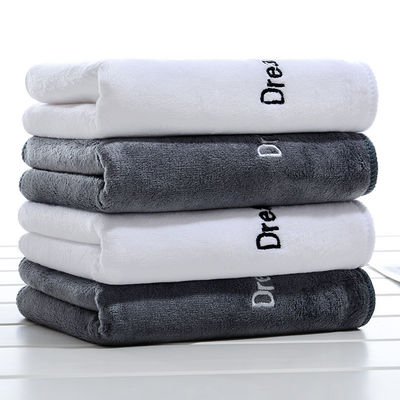 Multicolor Laser Marking Printing Embroidery Microfiber Strandhanddoek voor fitness