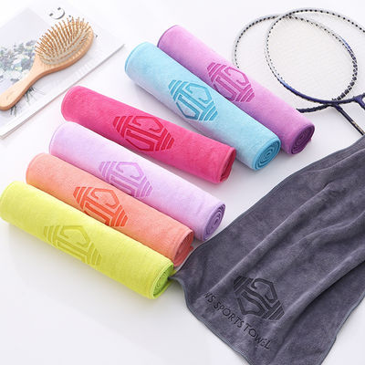 Sport Custom Logo Microfiber Zweet-absorberende handdoek voor buitenactiviteiten Snel drogen